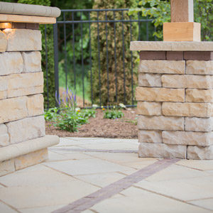 hardscape construction company Roscoe IL