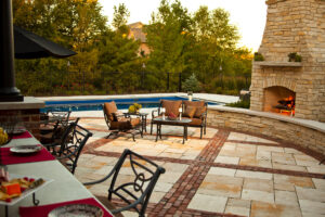 swimming pool contractor rockford