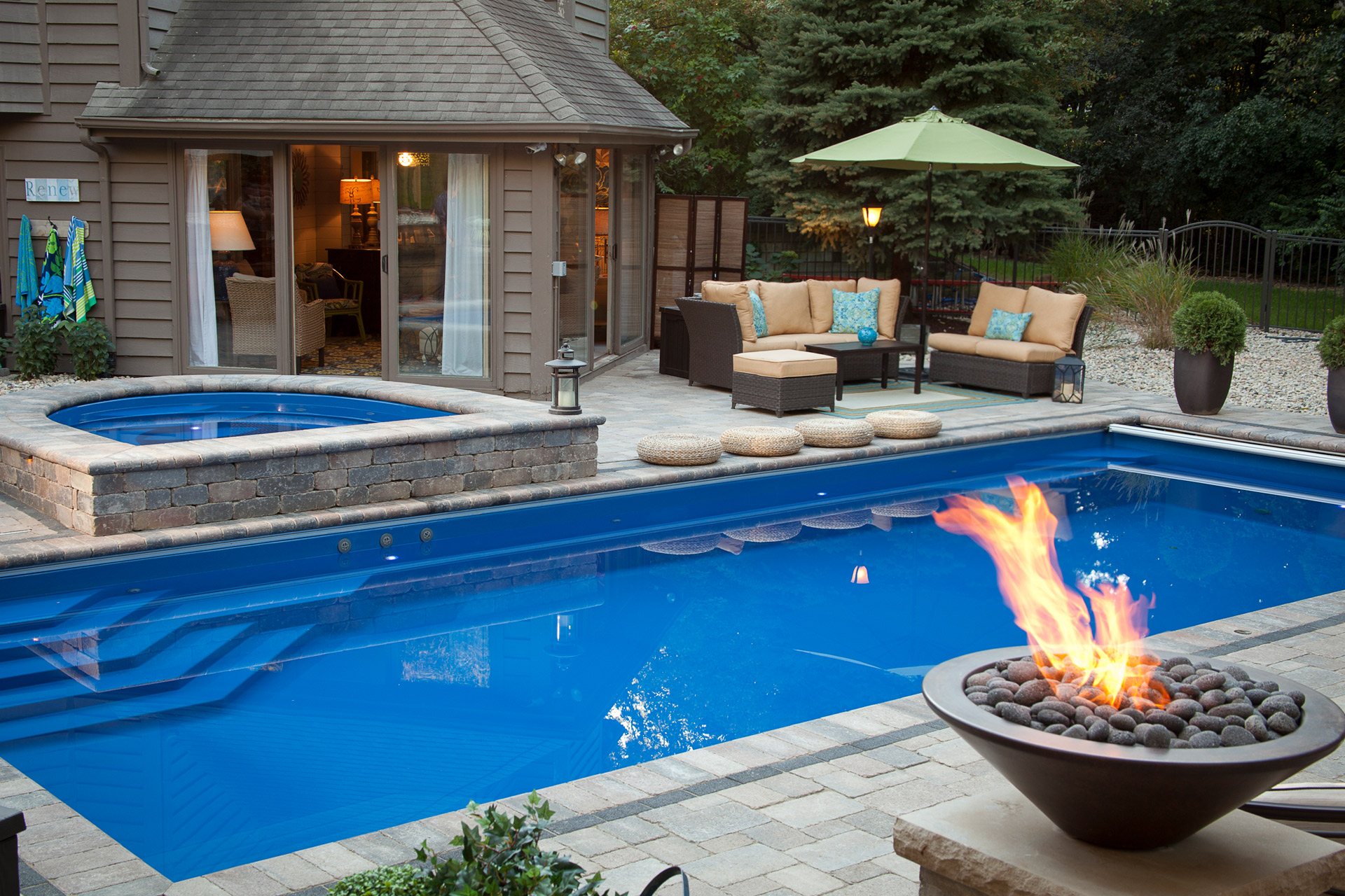 swimming pool contractor near me rockton il | Sonco Pools and Spas provides only the finest ...